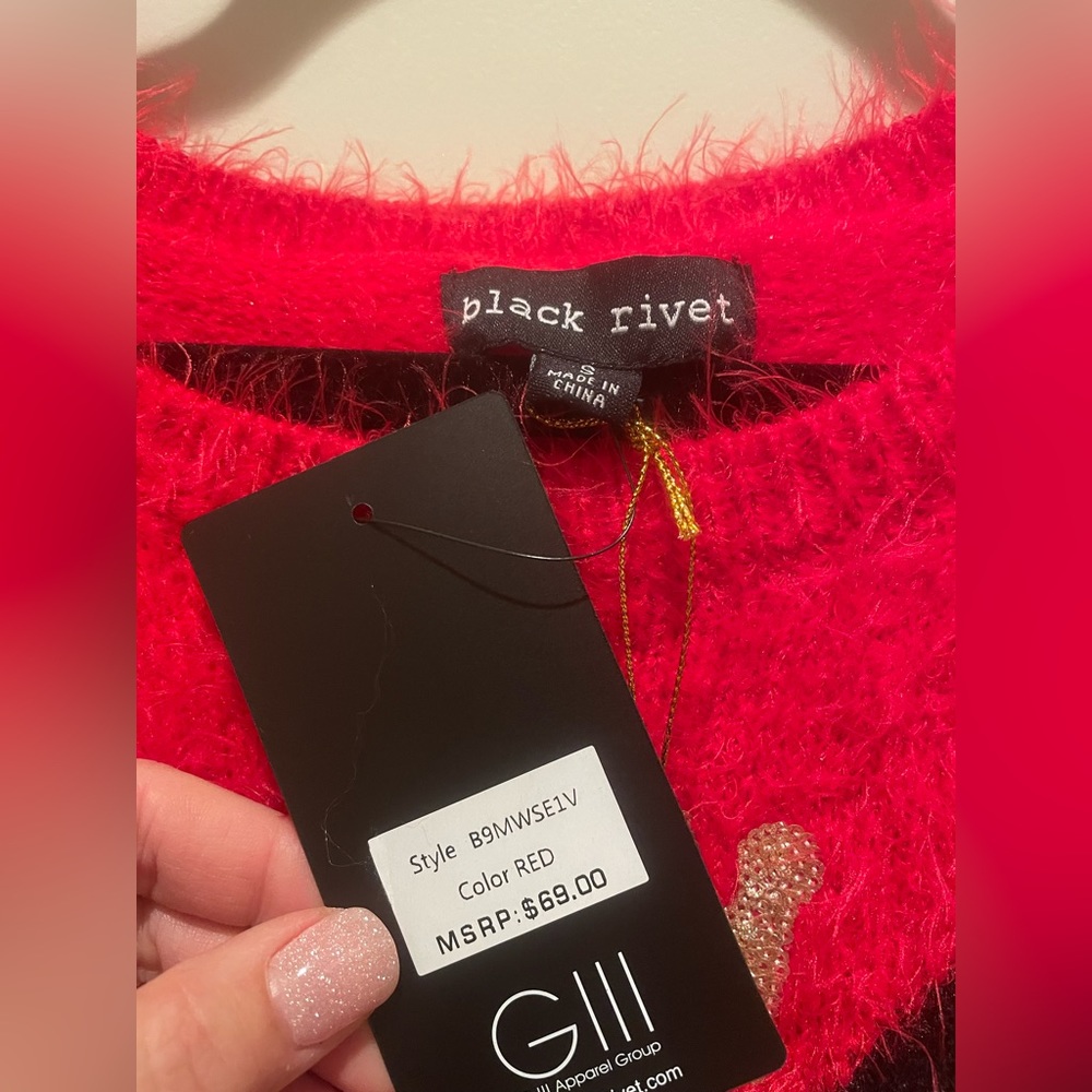 NWT Black River red eyelash sweater